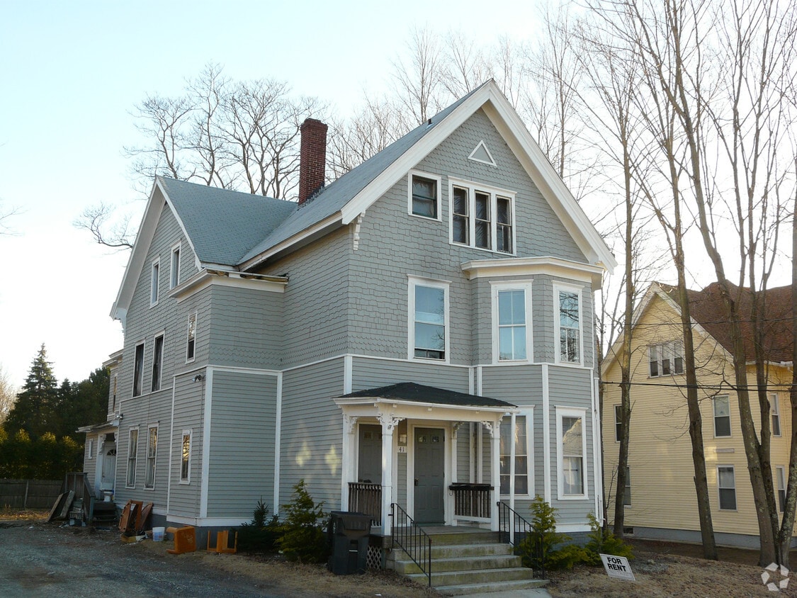 Primary Photo - 41 Hawkins St