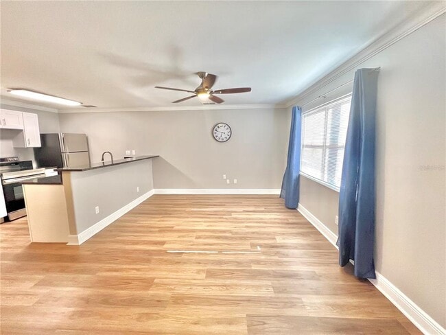 Building Photo - 9105 Tudor Dr