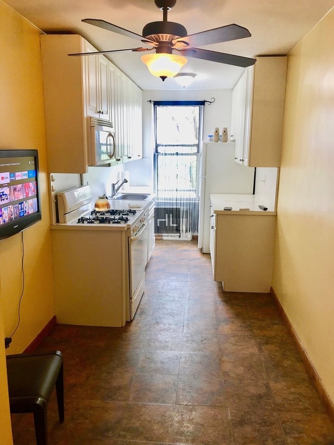 Building Photo - 2525 Nostrand Ave