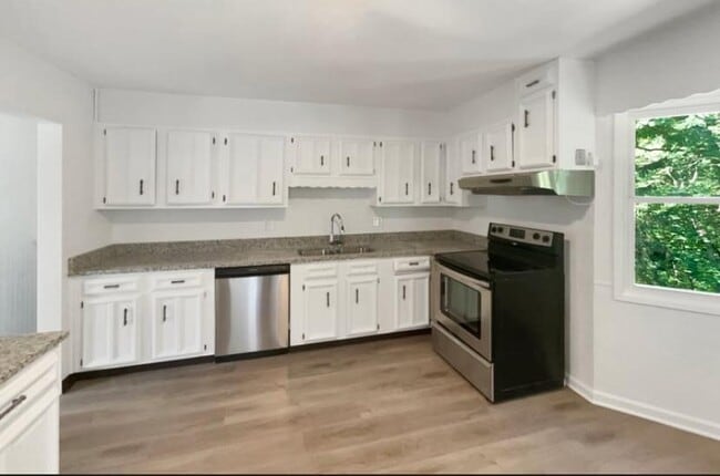 Building Photo - 6700 NW 50th St