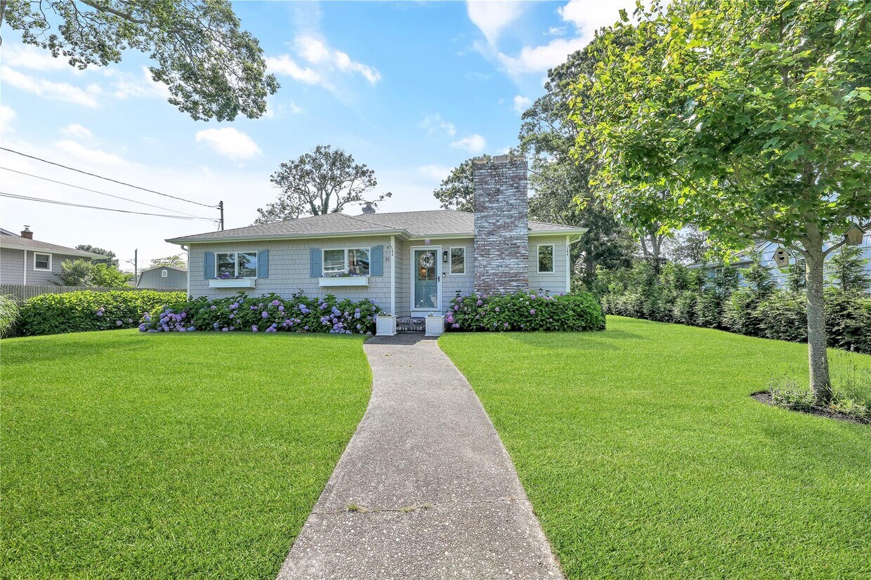 Foto principal - 16 Whiting Rd