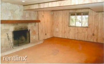 Building Photo - 4 br, 2.5 bath House - 320 Cabrini Dr