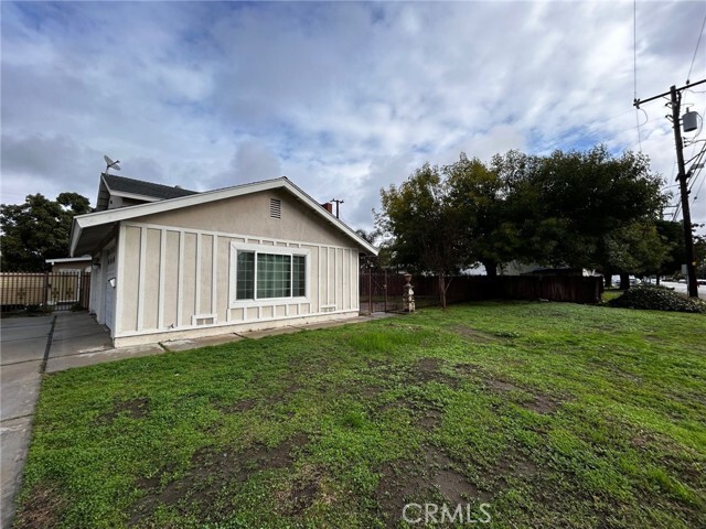 Primary Photo - 9781 Stanford Ave