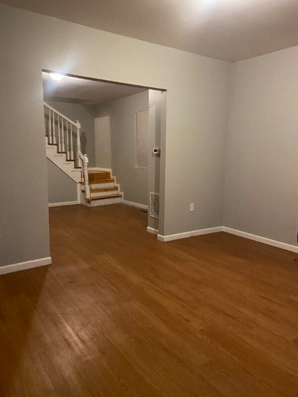 Foto del edificio - 89 Whitethorne Ave