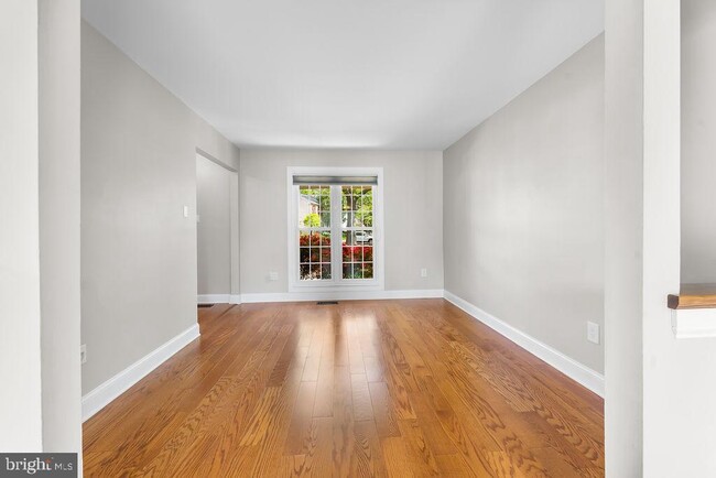 Foto del edificio - 17429 Gallagher Way