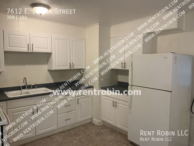Building Photo - 7612 E. 112th. Street-
