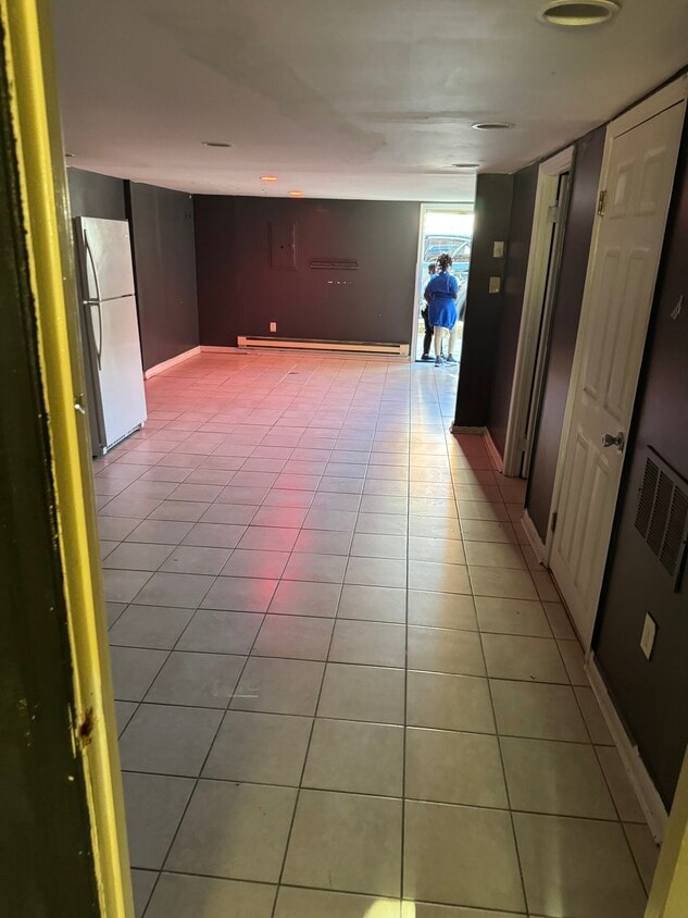 Foto principal - 5815 Oxford Ave