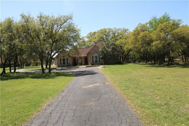 Building Photo - 509 Whitetail Dr