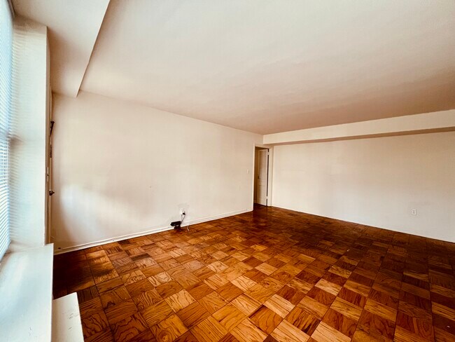 Foto del edificio - 242 Summit Ave