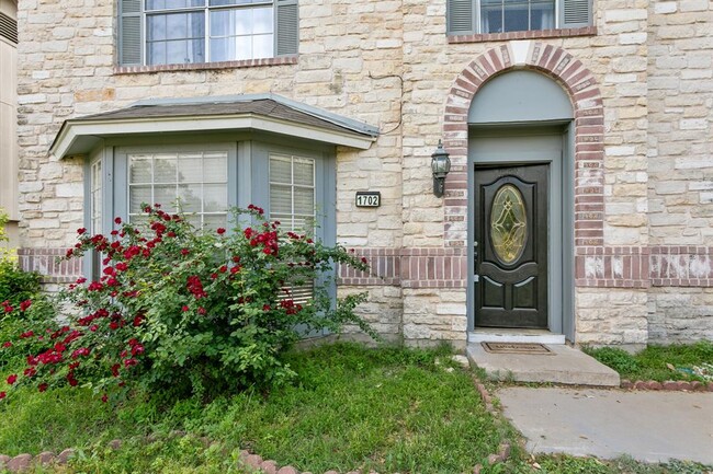 Building Photo - 1702 Spiderlily View