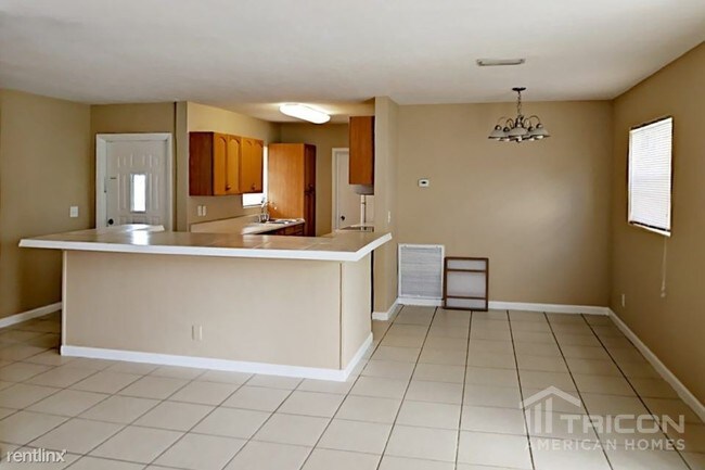 Building Photo - 5623 Souchak Dr