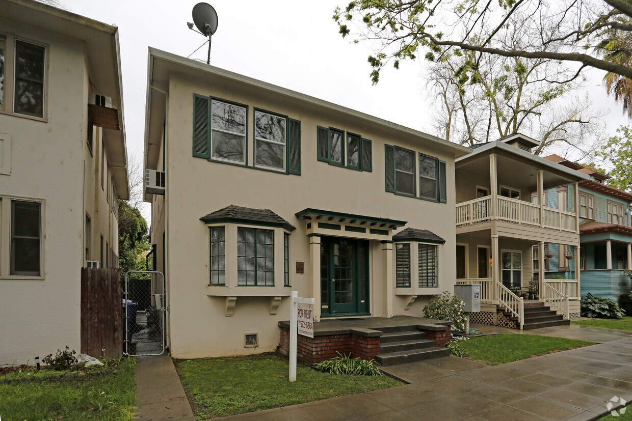 Building Photo - 1810 G St