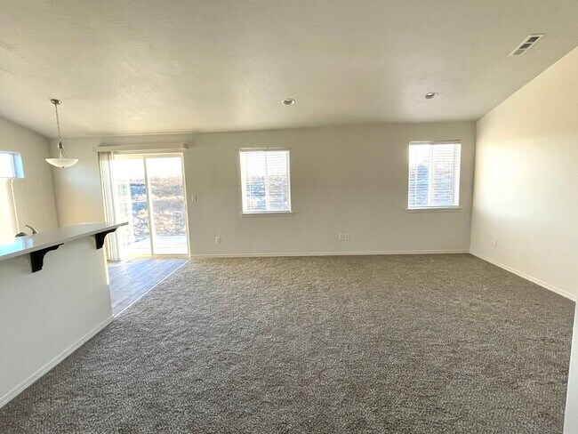 Sala de estar - 4245 Cove West Dr