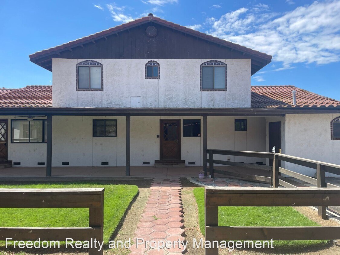 Foto principal - 5 br, 3 bath House - 12606 Stradley Ave