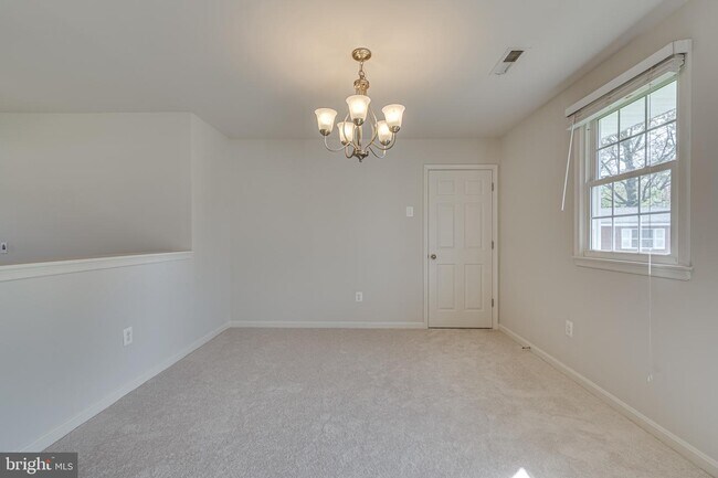 Foto del edificio - 1420 Knight Ave