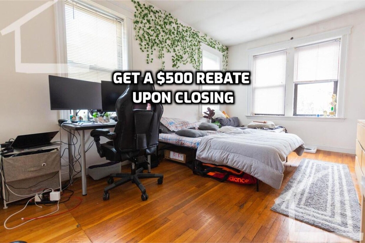 $500 Rebate upon closing! Spacious Apt on... - $500 Rebate upon closing!  Spacious Apt on...