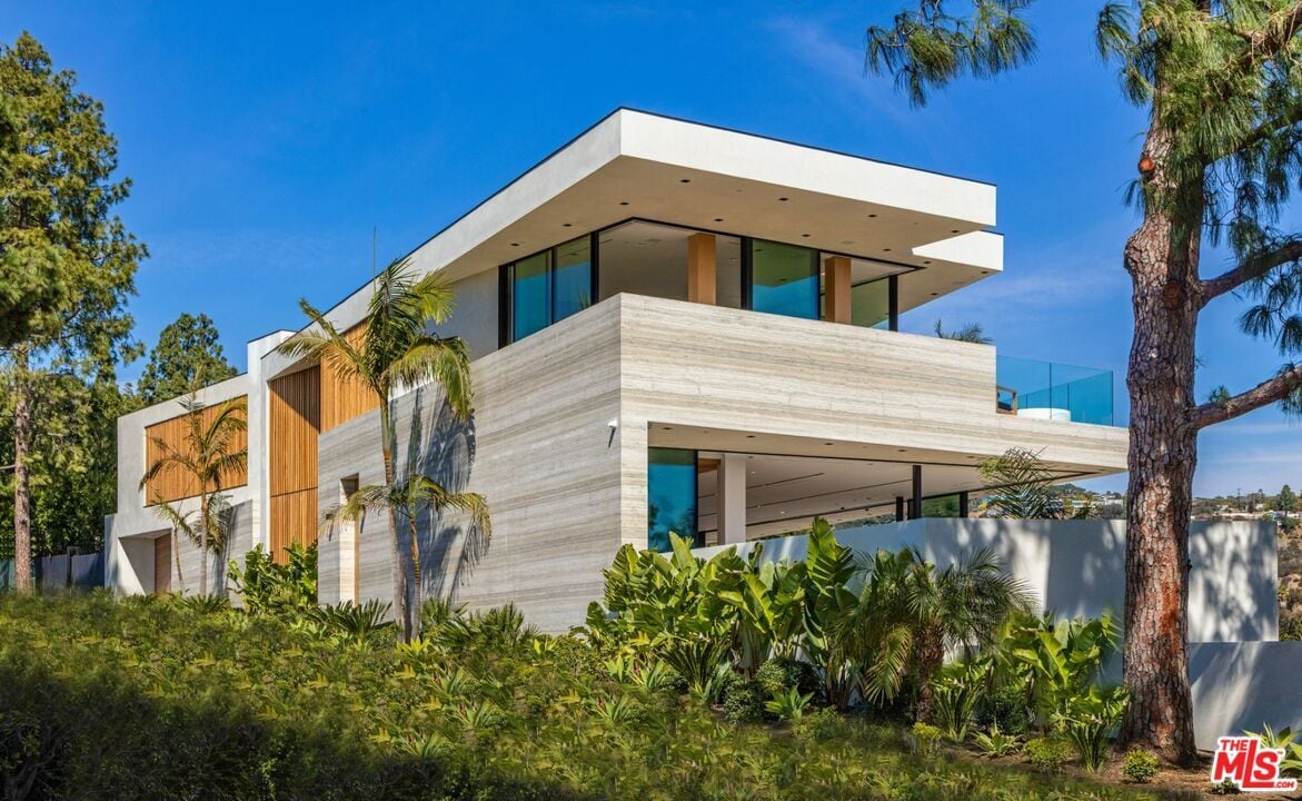 1276 Lago Vista Dr, Beverly Hills, CA 90210 House Rental in Beverly