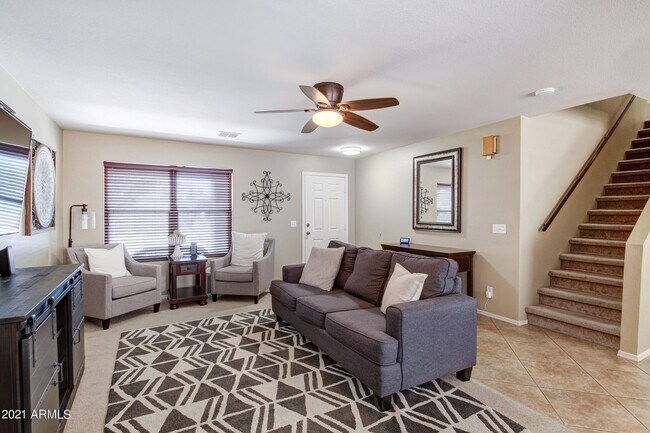 Foto del edificio - Fantastic Chandler Home!