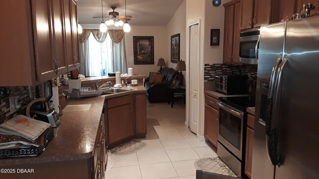 Building Photo - 5344 Royal Plantation Blvd
