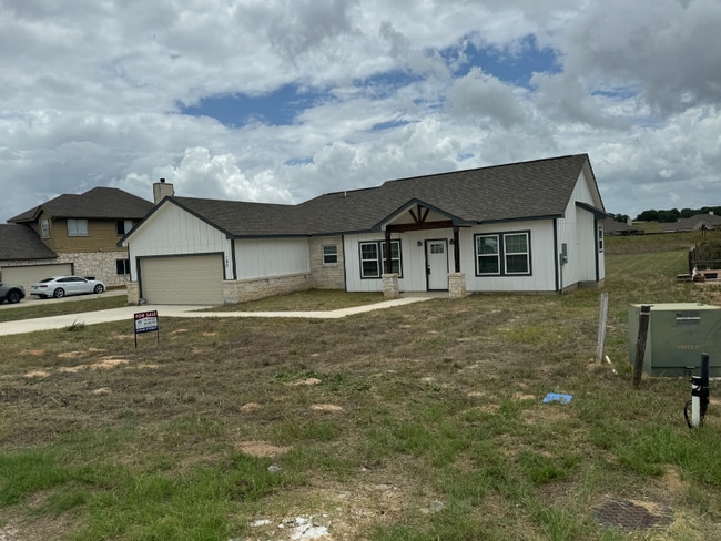 Building Photo - 180 Turnberry Dr