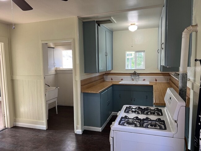 Foto del edificio - 22771 Inyo St