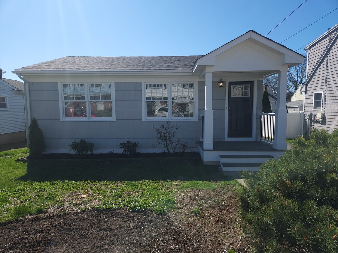 Foto principal - 535 Merritt St