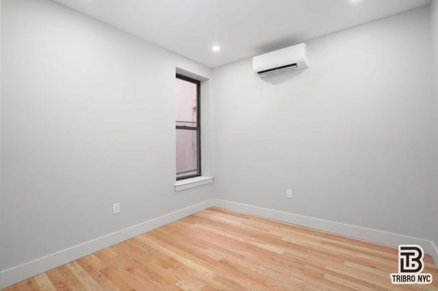 Building Photo - 3 bedroom in RIDGEWOOD NY 11385