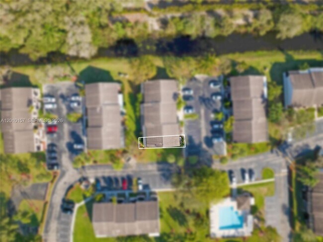 Foto del edificio - 4250 SW 70th Terrace