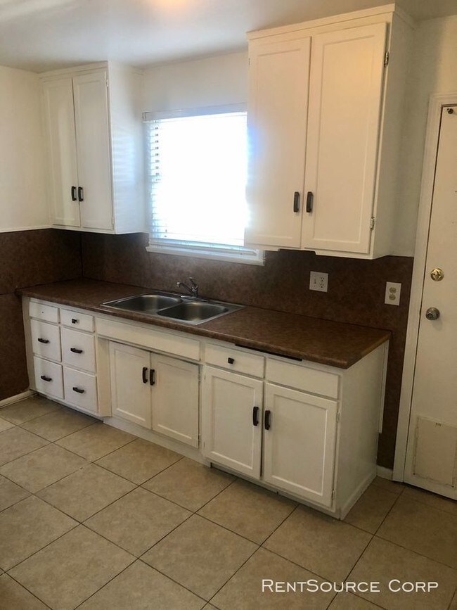 Building Photo - 38802 Juniper Tree Rd