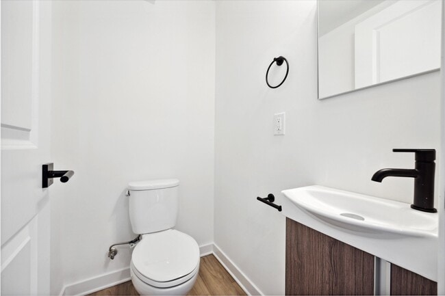 Photo - 1514 Master St Apartment