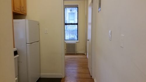 Building Photo - 157 E 82nd St