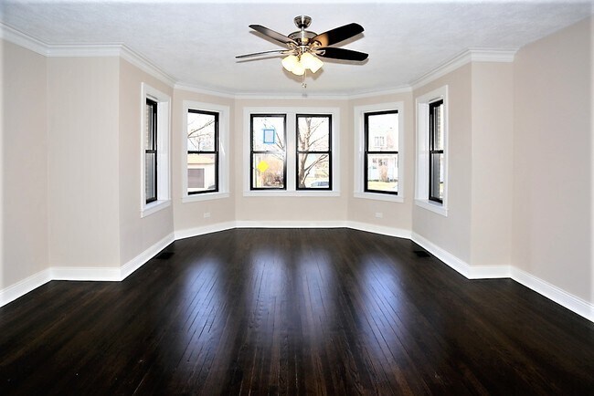 Foto del edificio - 4447 N Rockwell St