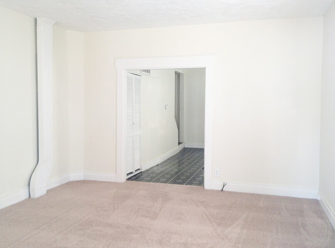 Primary Photo - 2125 N 18th St