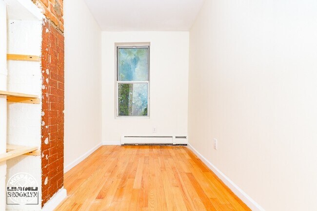 Foto del edificio - 229 Jefferson St