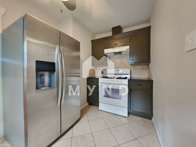 Building Photo - 1 br, 1 bath House - 405 James St Unit 2