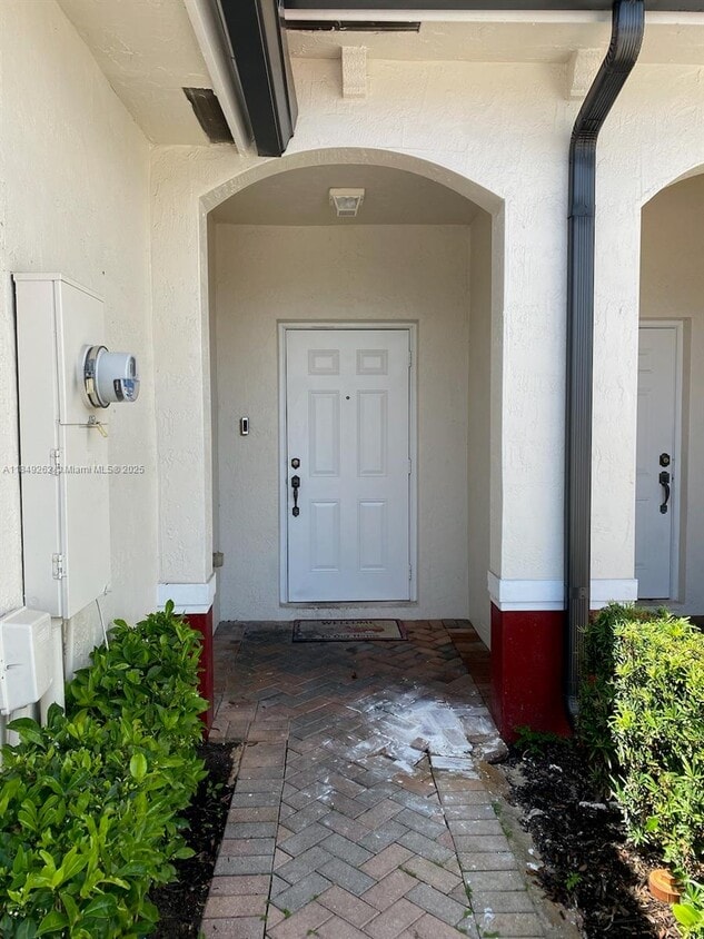 Foto principal - 3680 NW 29th Ct