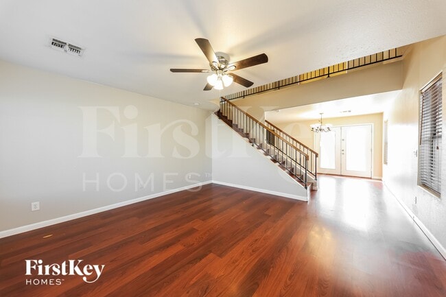 Building Photo - 12807 W Voltaire Ave