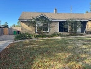 Building Photo - 2319 Autumn Springs Ln