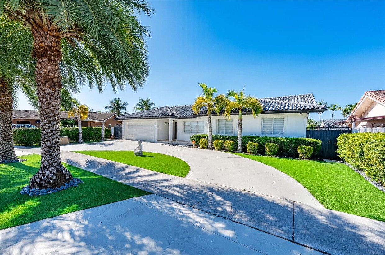 Foto principal - 1820 SW 140th Pl