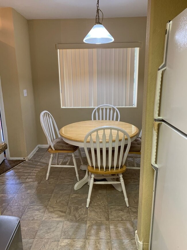 Building Photo - The Falls - Furnished Condo