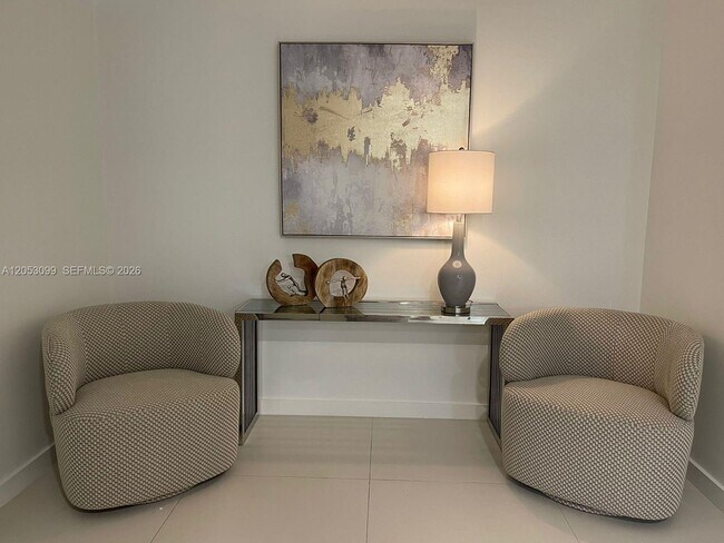 Foto del edificio - 501 NE 31st St