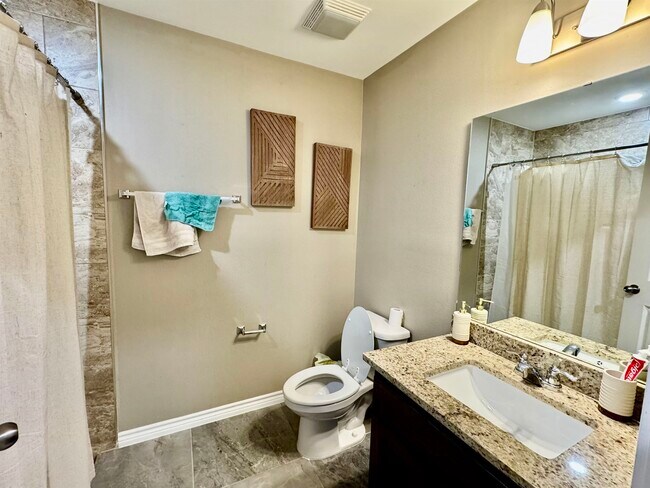 Foto del edificio - 3011 Bluebell Ct