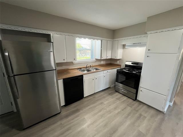 Building Photo - 9527 Castlefield Dr