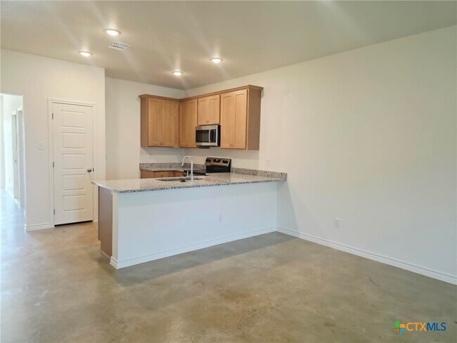 Building Photo - 3805 Sugar Hackberry Trl