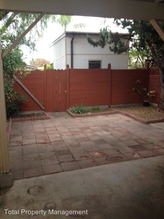 Building Photo - 2 br, 1 bath House - 2280 Pentuckett Ave.