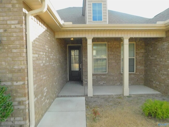 Building Photo - 2111 Milk Run Trl SW