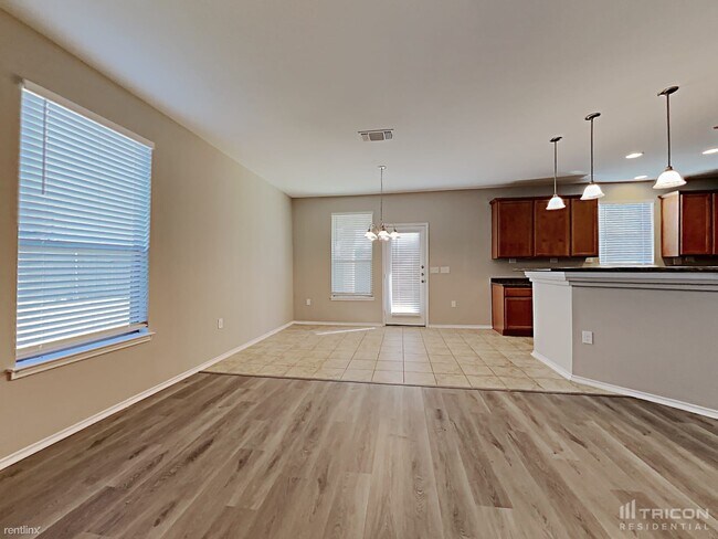 Building Photo - 7363 Azalea Square