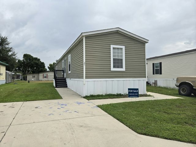 Foto principal - 1234 Reynolds Rd