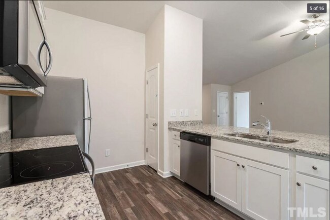 Foto del edificio - 335 Windbreak Ln