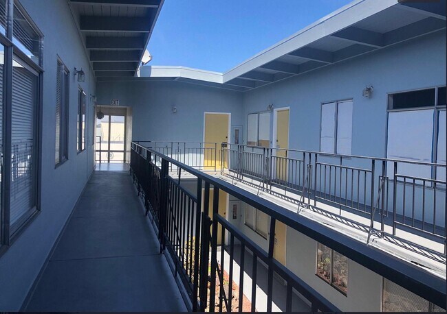 Open court - 331 Judah St